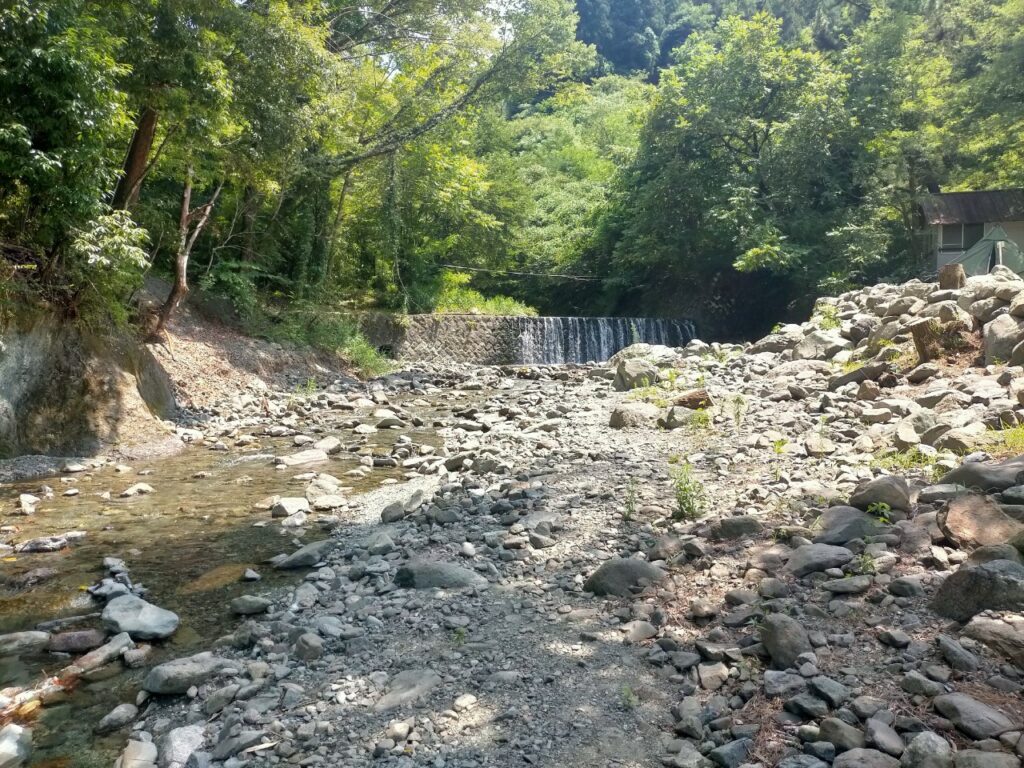 道志川の支流、このまさわの滝